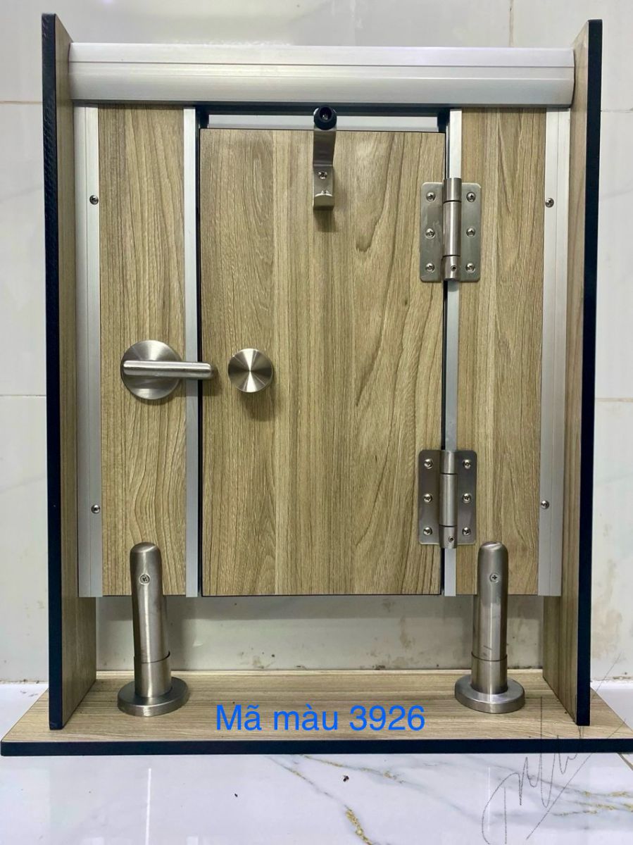 vach ngan ve sinh tam compact hpl 21